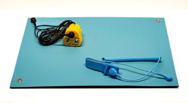 ESD-Tischmatte Set strukturiert Light Blue 1200x600 mm, 4 Druckknöpfe á 10 mm